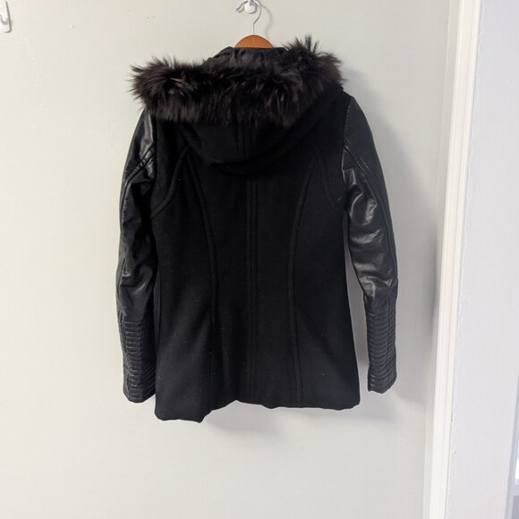 Danier Genuine Leather & Wool-Blend Winter Coat with Thinsulate - Picture 2 of 5